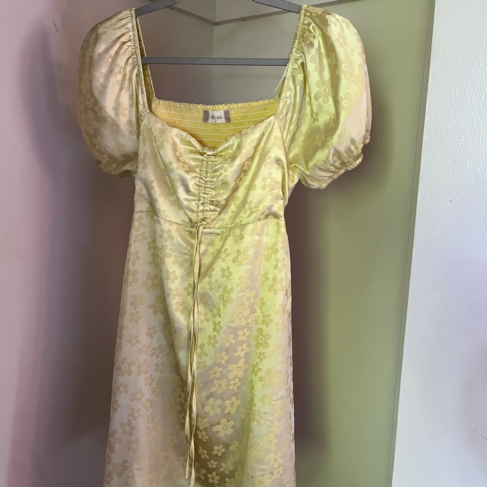 Yellow daisy dress